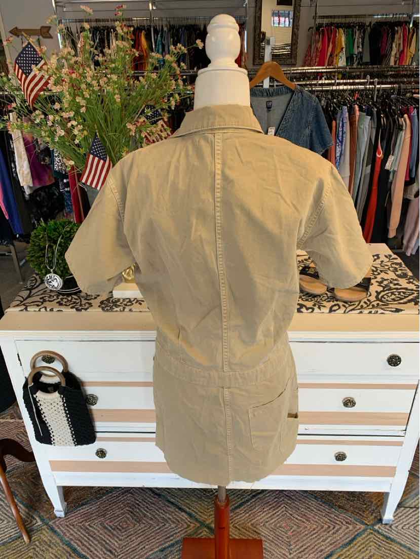 Khaki short-sleeve dress with a fitted waist and back zipper on a mannequin.