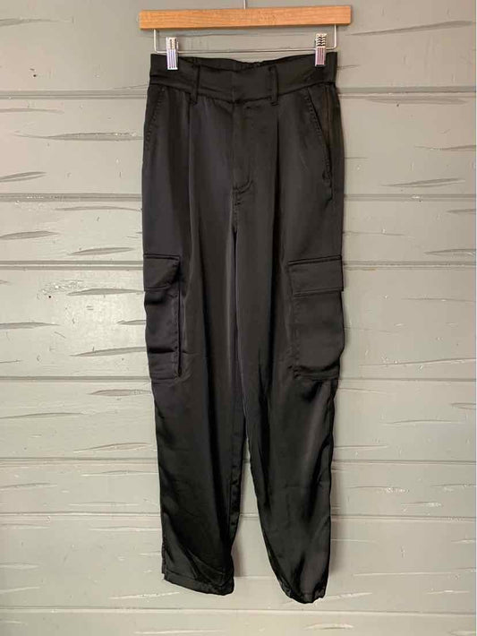 W GARAGE BK Size XS P