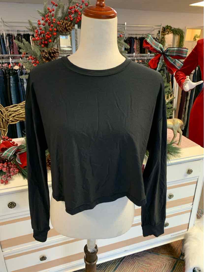 W LULULEMON BK Size SM AW