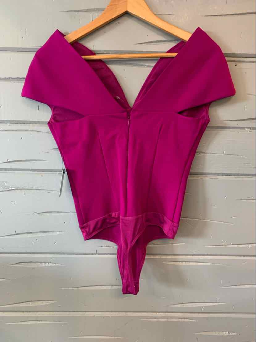 Fuchsia off-shoulder fitted bodysuit with a deep V neckline and short sleeves.