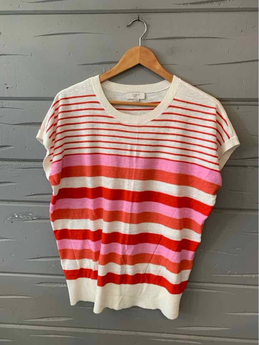 Short-sleeve knit top with horizontal stripes in white, red, pink, and coral, featuring a rounded neckline and ribbed hem.