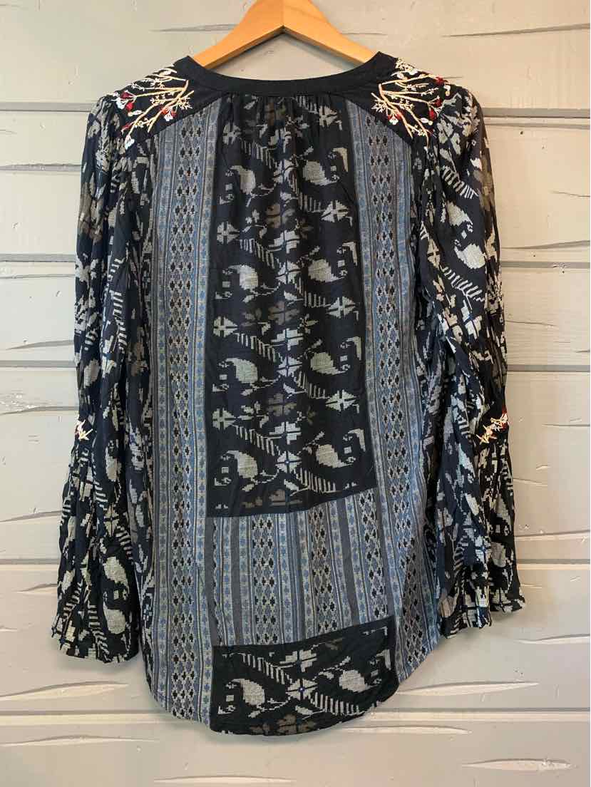 W LUCKY BRAND BK Size MED T