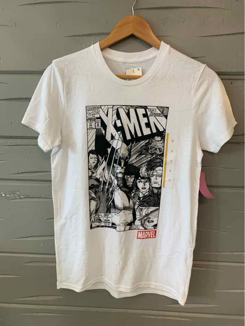 White short-sleeve T-shirt with black and white X-Men comic graphic and red Marvel logo.