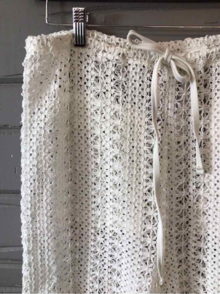 W FASHION NOVA WH Size MED P