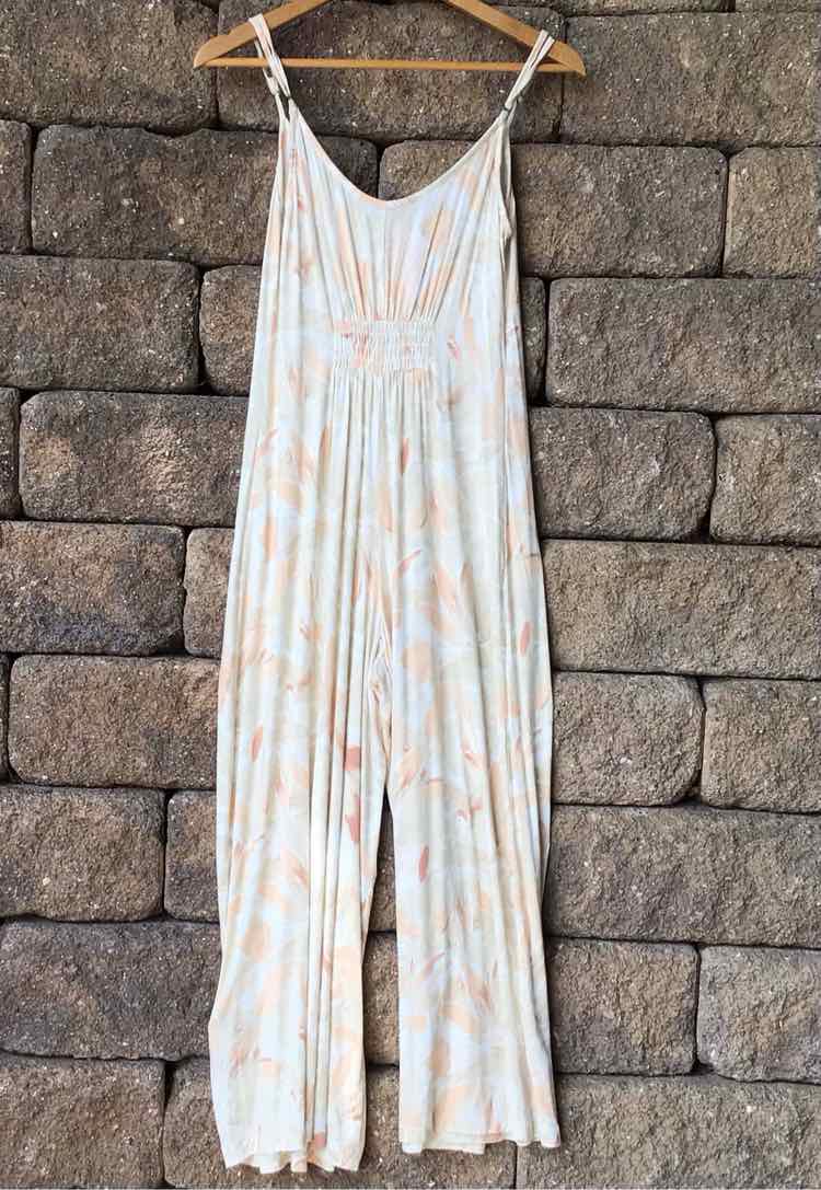 W Z SUPPLY TAN Size XS JS