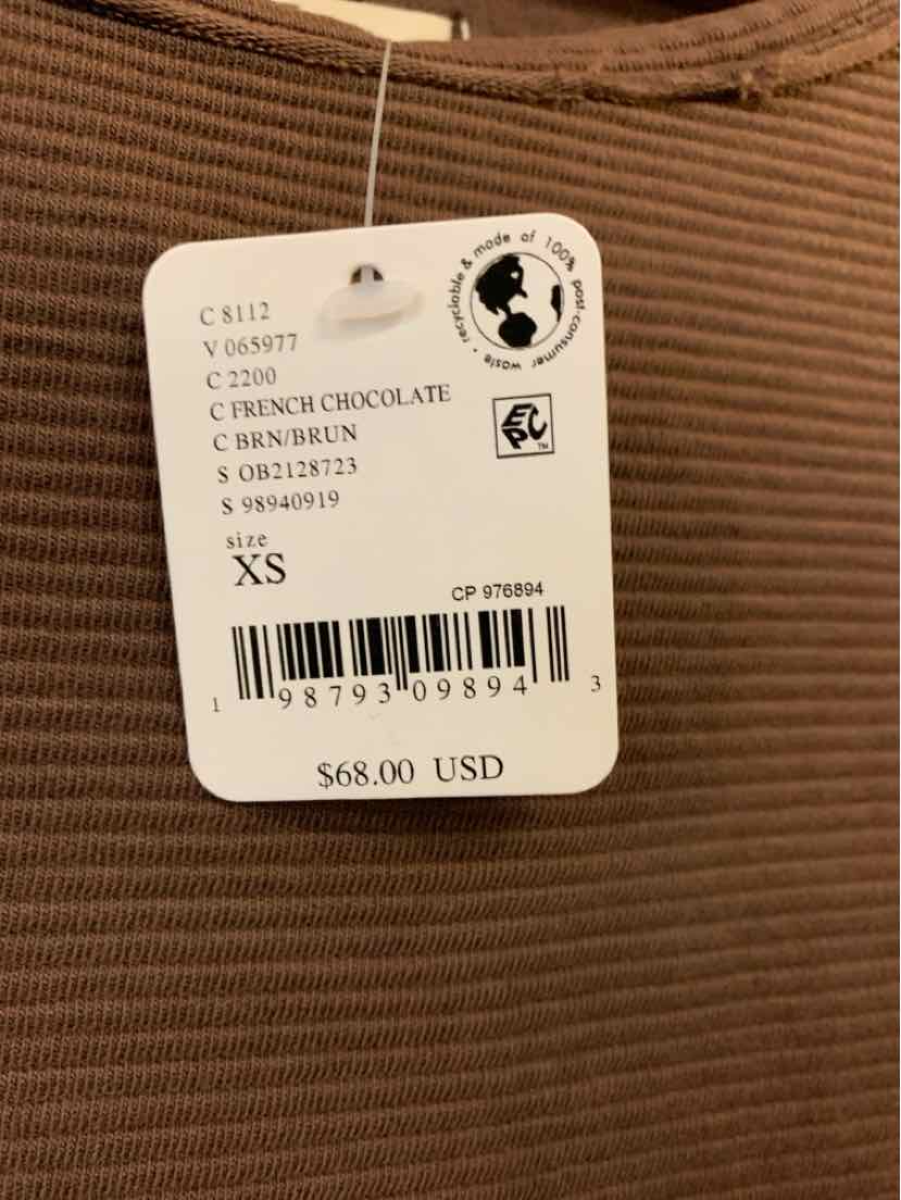 W WE THE FREE BR Size XS T