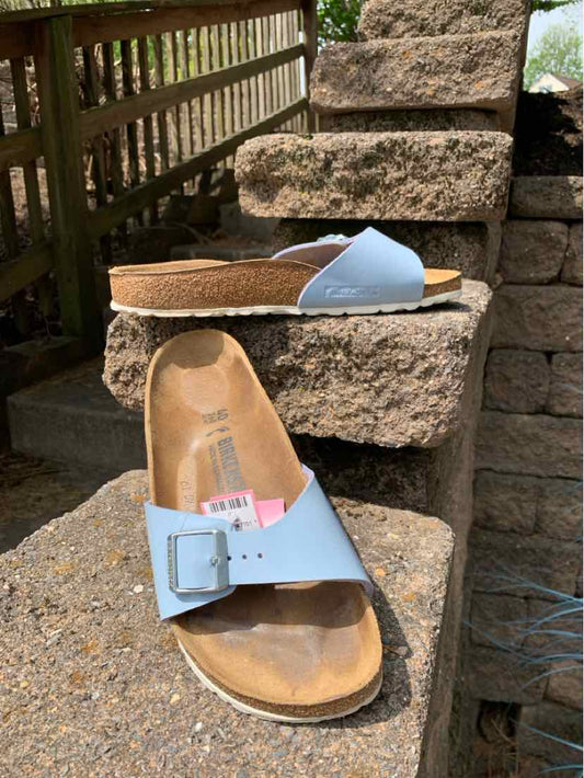 W BIRKENSTOCK BL Size 40 SANDAL