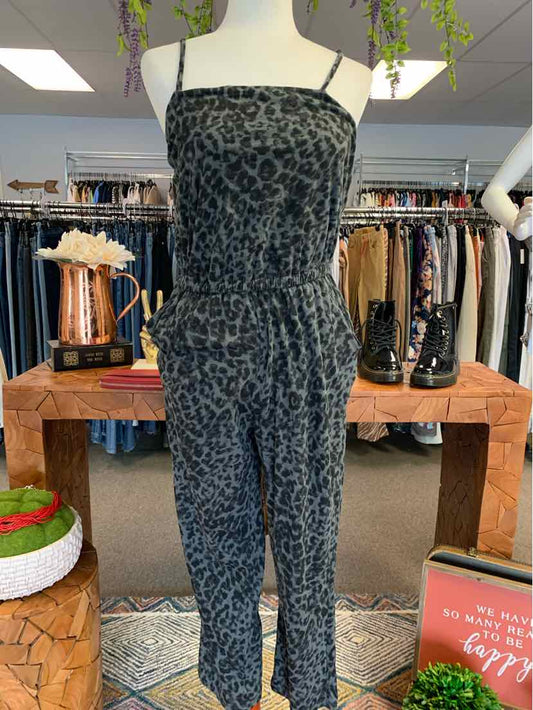 W OLD NAVY GY Size SM JS