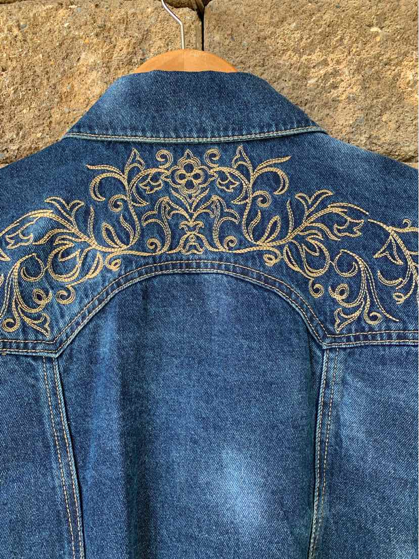 W DEMOCRACY BL Size LG OW