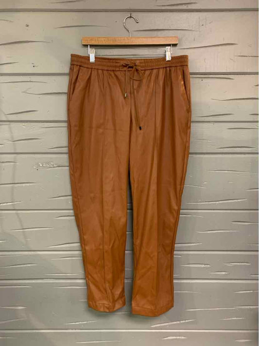 W NINE WEST TAN Size LG P