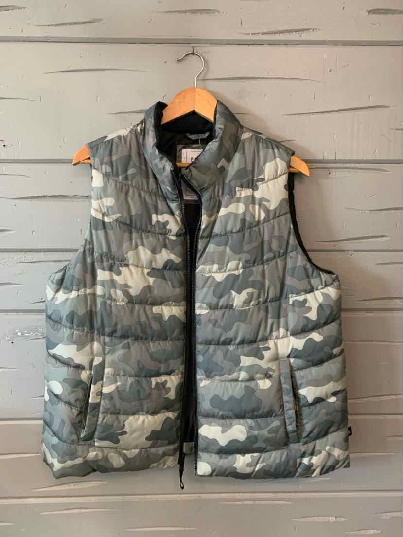 Sleeveless puffer vest with gray and white camouflage pattern, standing collar, and zip front closure.