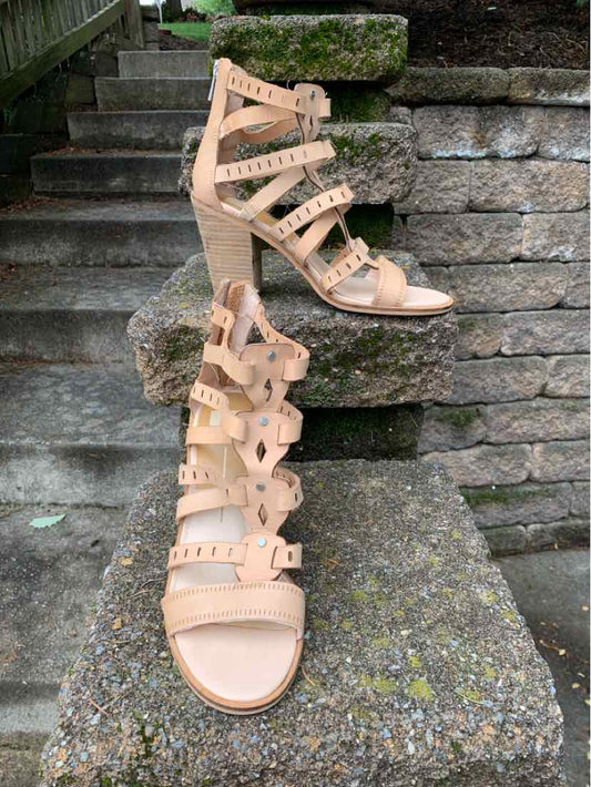 W DOLCE VITA TAN Size 9.5 SHOE