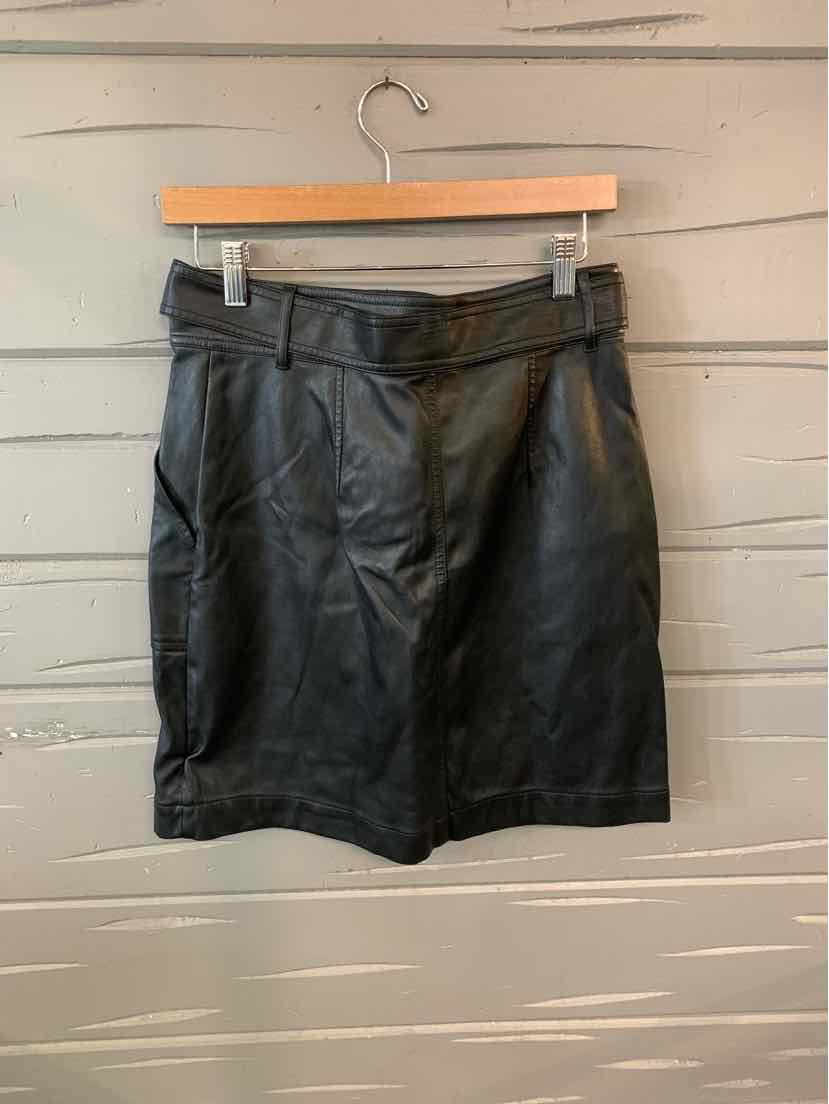 W ANN TAYLOR BK Size 4 SK