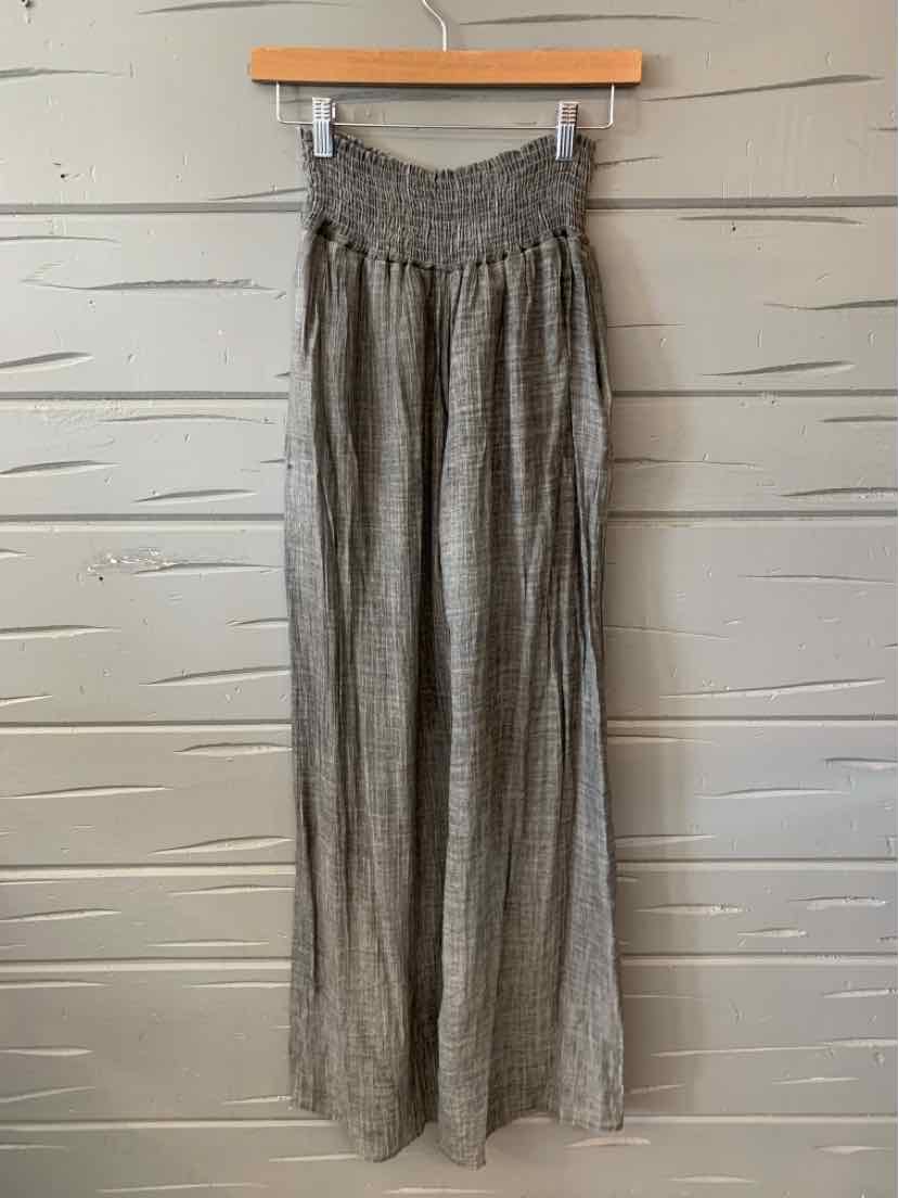 Gray wide-leg pants with a smocked waistband and a lightweight, textured fabric in medium size.