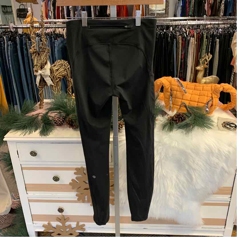 W LULULEMON BK Size 4 AW