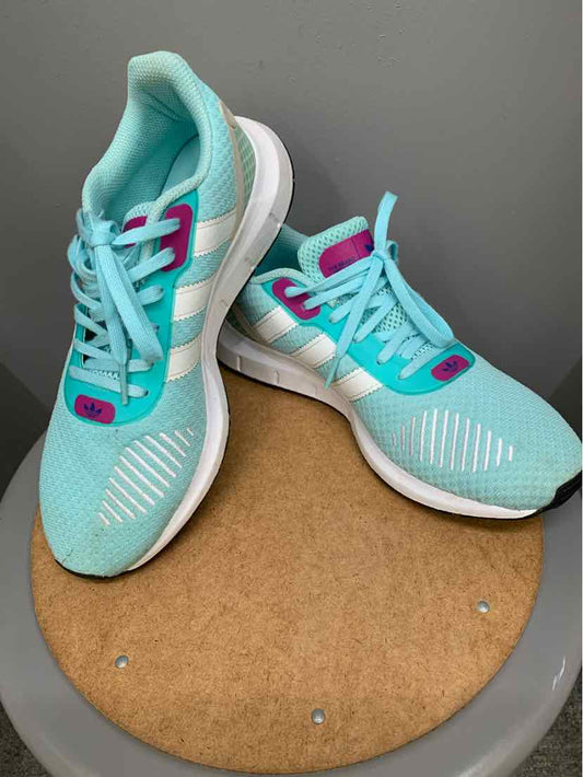 W ADIDAS AQUA Size 8.5 SNEAKER