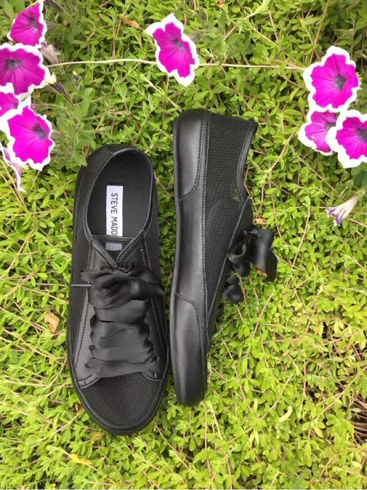 W STEVE MADDEN BK Size 38 SHOE