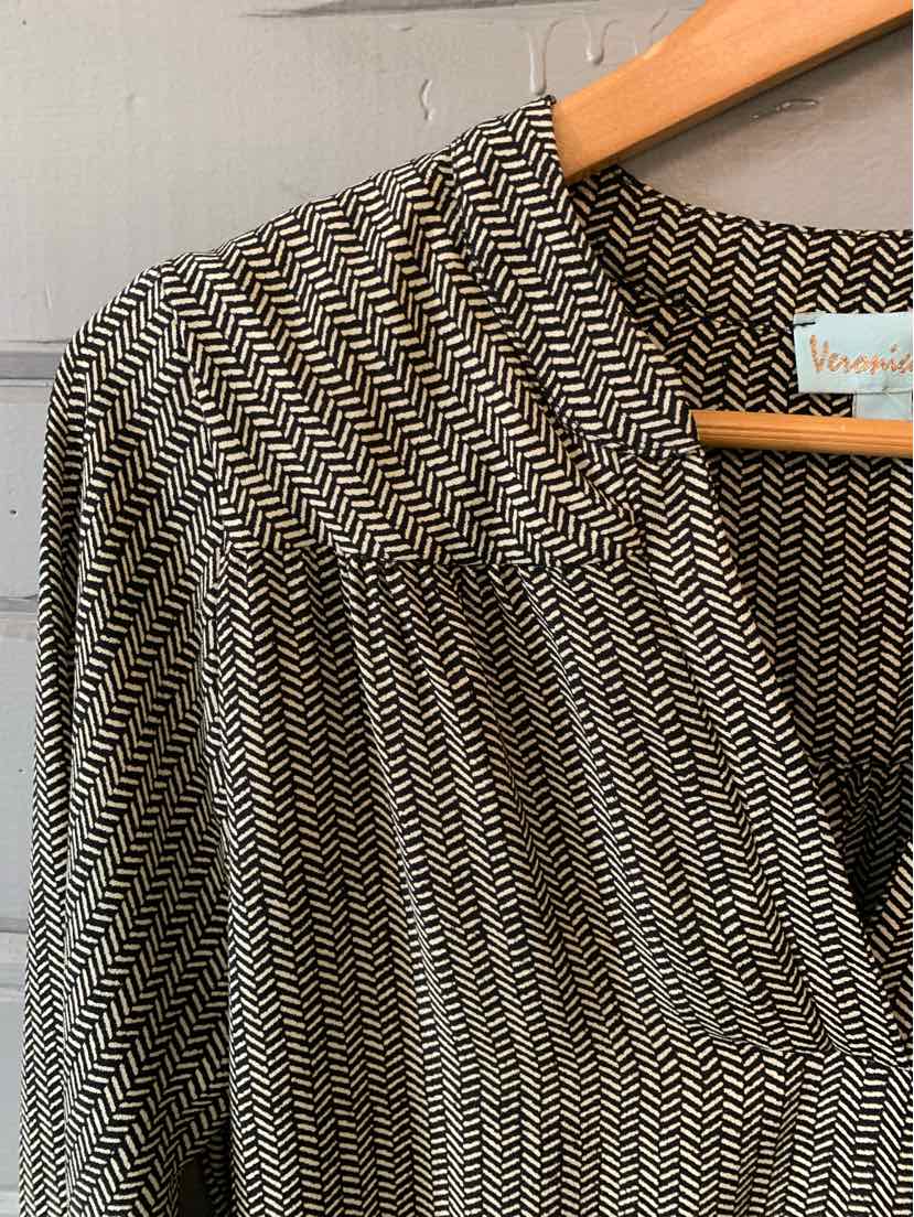 W VERONICA M BK Size SM DR