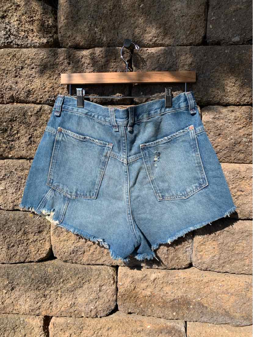 W WE THE FREE BL Size 10 SHTS