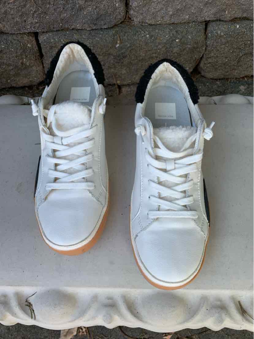 W DOLCE VIDA WH Size 9 SNEAKER