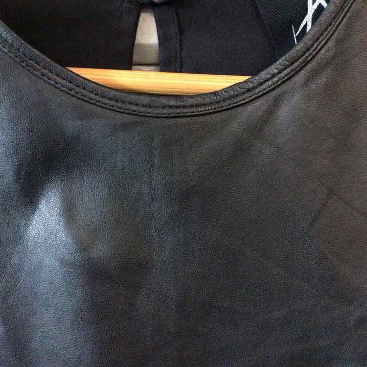 W YIGAL AZROUEL BK Size SM T