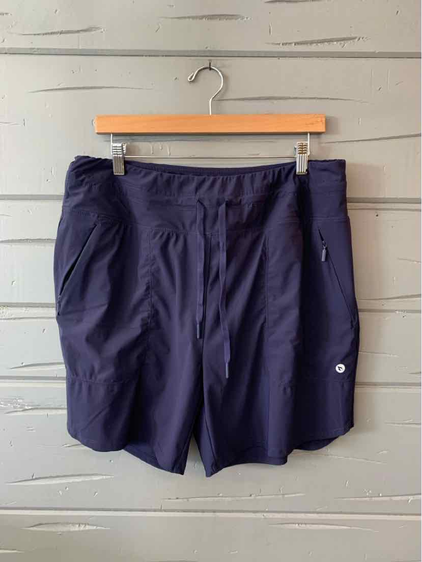 Dark navy blue athletic shorts with elastic waistband and side zip pocket, size 2XL.