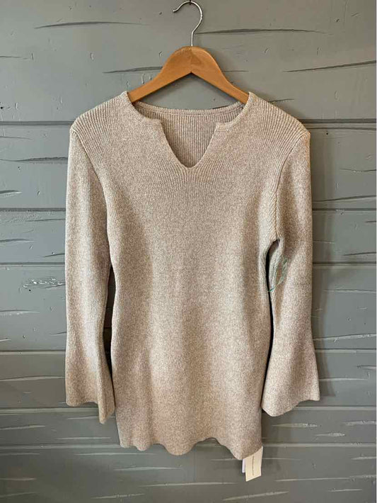 W COMMENSE BEIGE Size SM DR