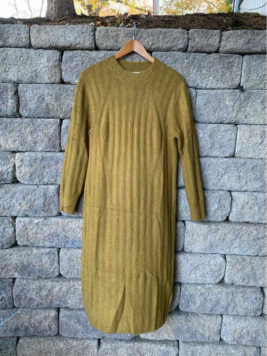 W A NEW DAY GR Size LG DR