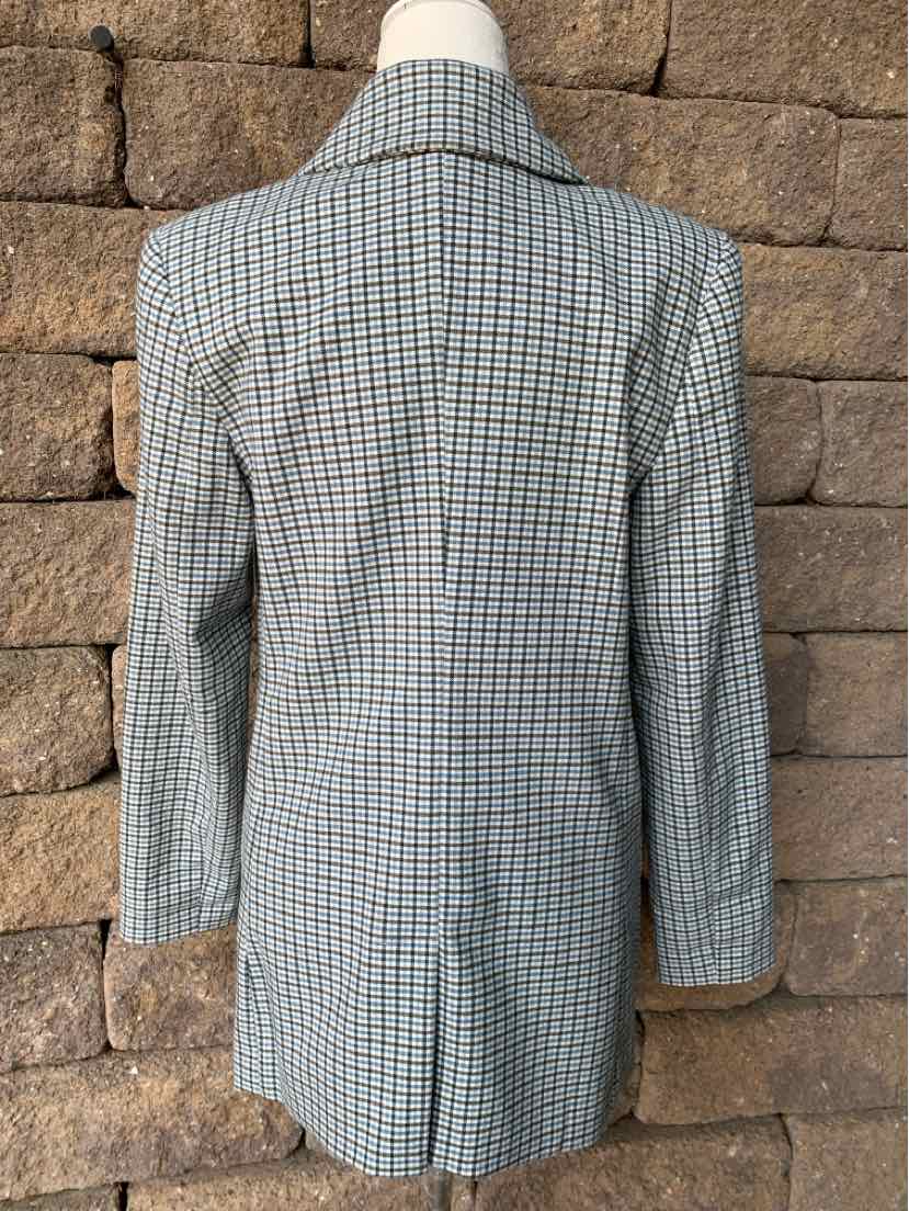 Women’s fitted blazer in multi-color plaid with long sleeves and back vent, size XS.