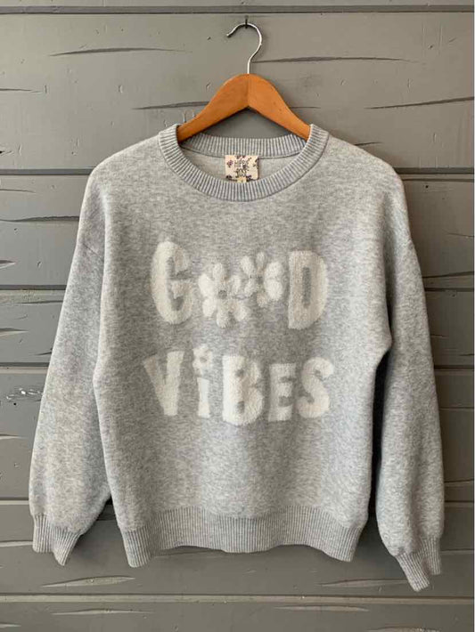 Gray women's casual top sweatshirt with "GOOD VIBES" text and flower design, soft fabric.