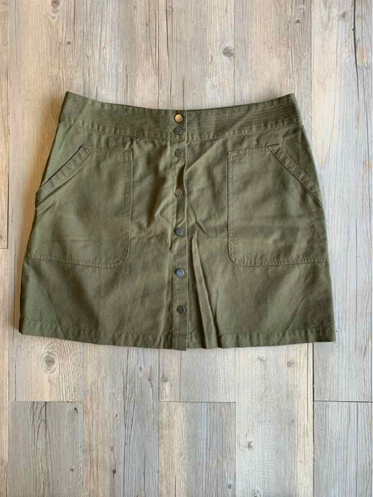 W BANANA REPUBLIC OLIVE Size 14 SK