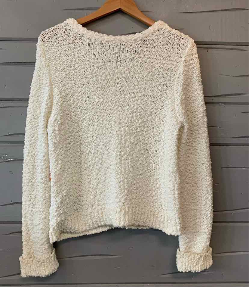 W NO LABEL WH Size LG SW