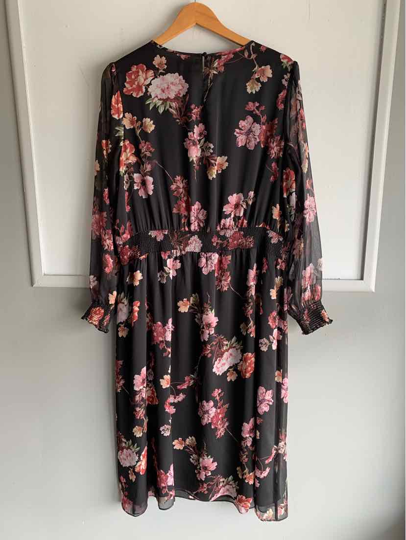 W VINCE CAMUTO BK Size 2X DR