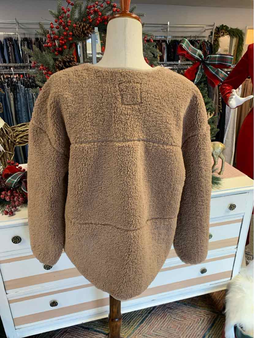 W ABERCROMBIE AND FITCH BR Size MED OW