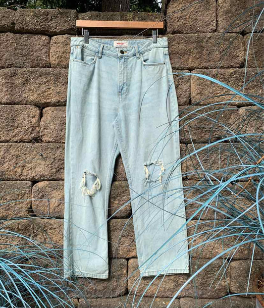 W WRANGLER BL Size 10 J