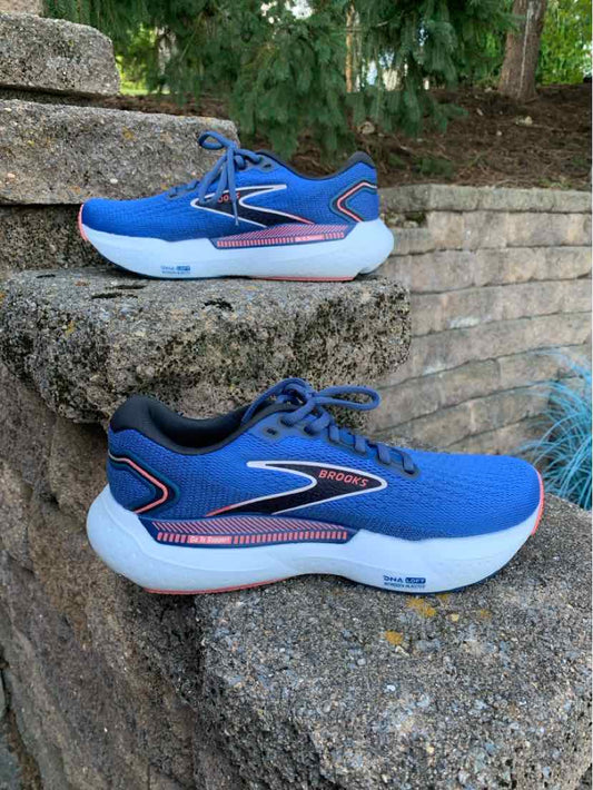 W BROOKS BL Size 8.5 SNEAKER