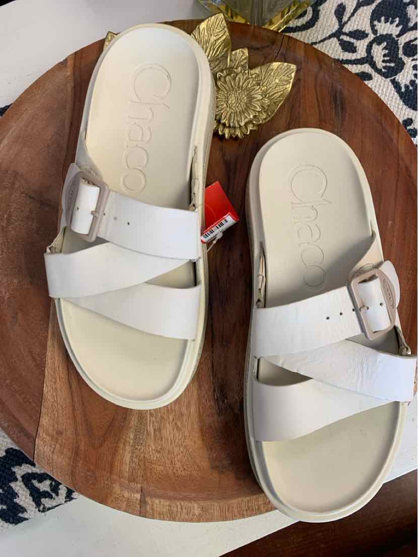 W CHACO IV Size 9 SANDAL