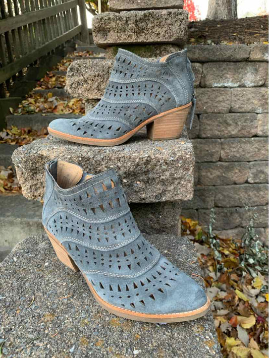 W SOFFT BL Size 8 BOOT