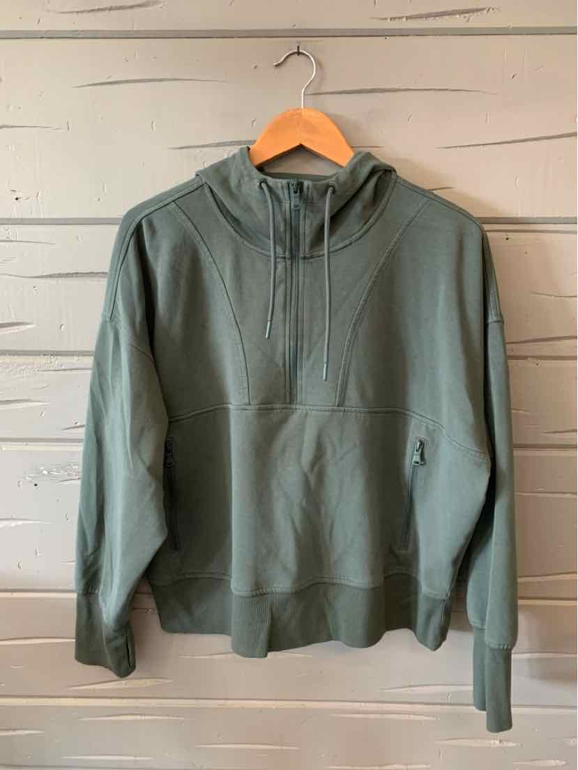 Green half-zip pullover hoodie with long sleeves and kangaroo pocket, size XXL.
