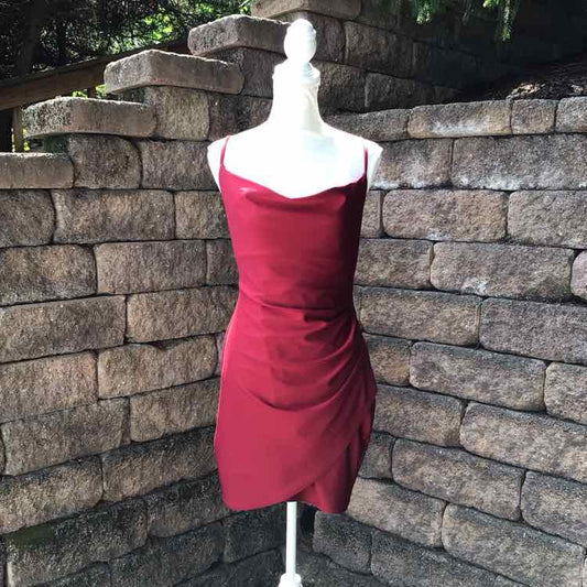 W WINDSOR RD Size LG DR