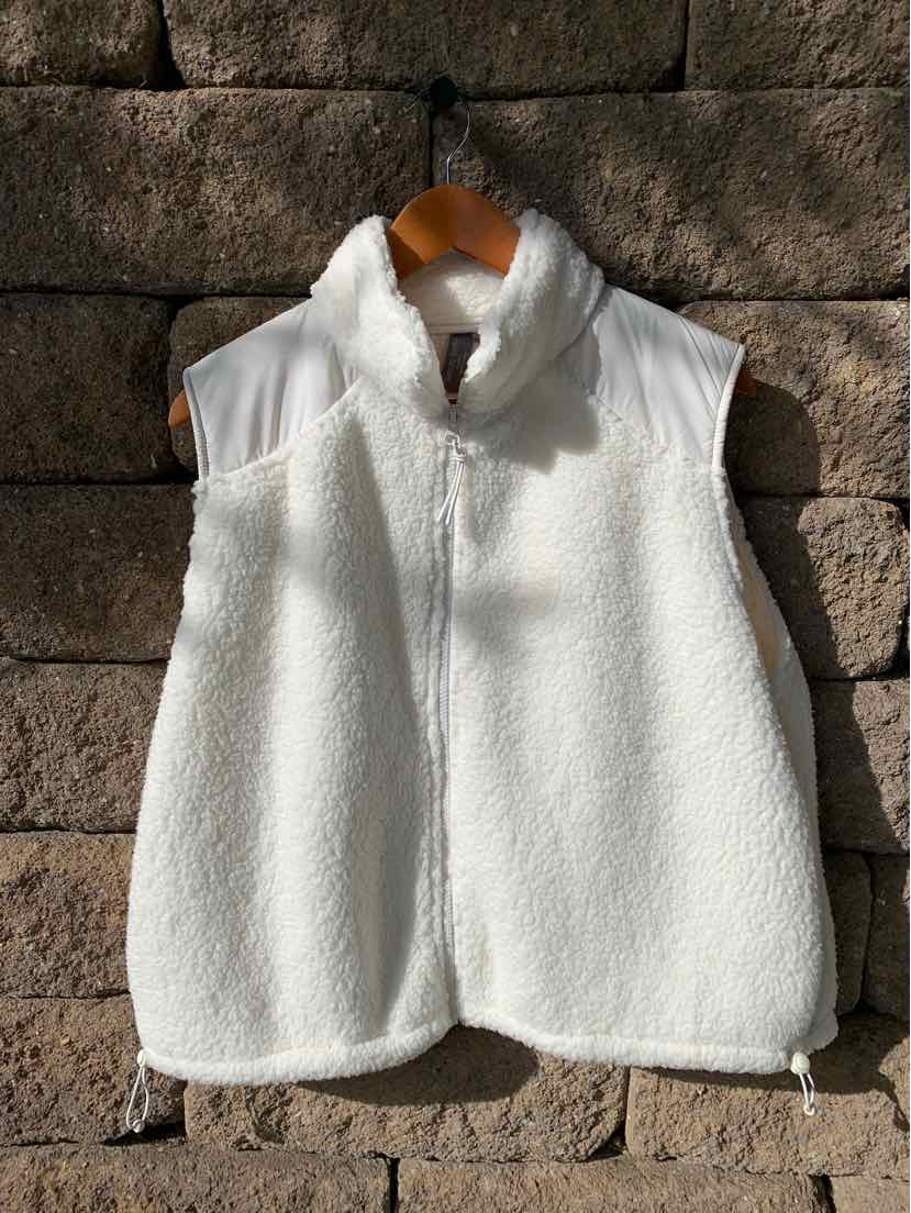 W SWEATY BETTY WH Size LG V