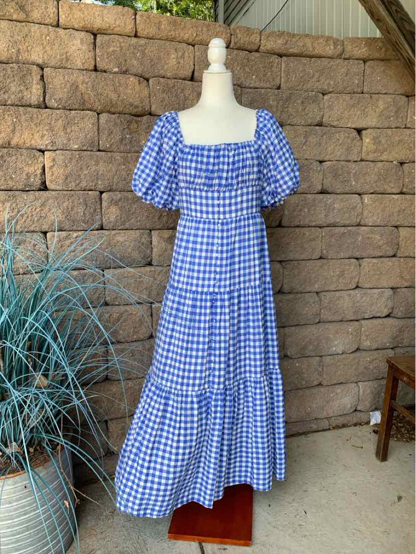 Blue and white gingham dress with puff sleeves and square neckline, tiered skirt, small size.