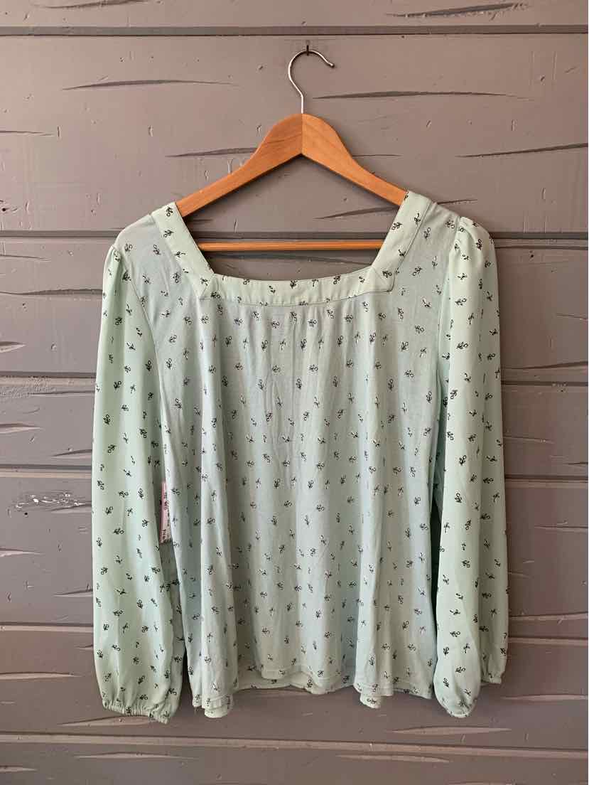 W LOFT MINT Size MED T