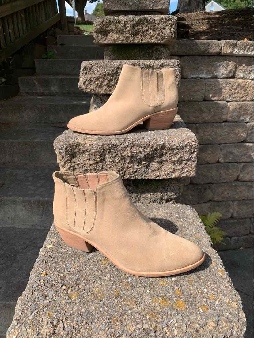 W JOIE TAUPE Size 37 BOOT