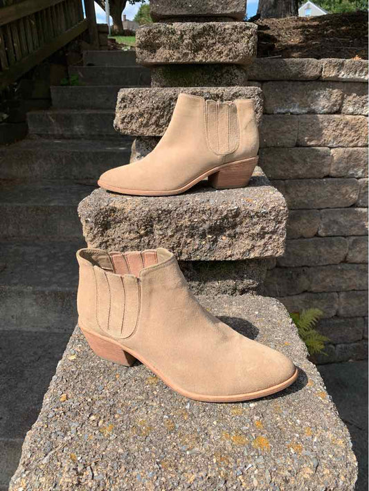 W JOIE TAUPE Size 37 BOOT