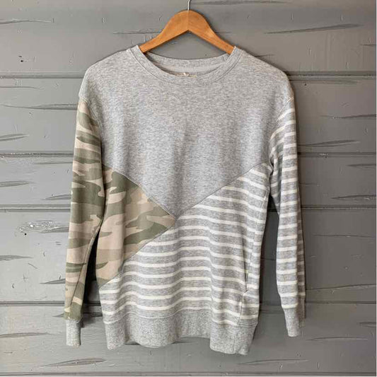 W MAURICES GY Size XS T