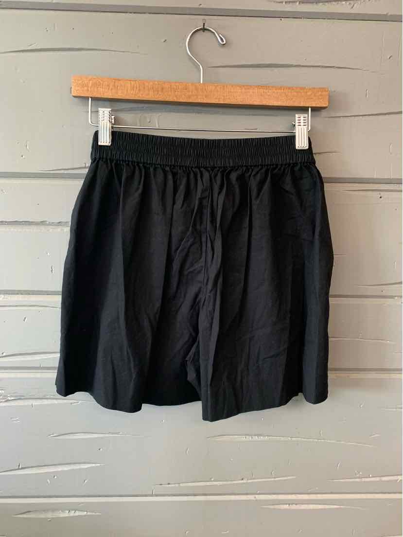 W JCREW BK Size 4 SHTS