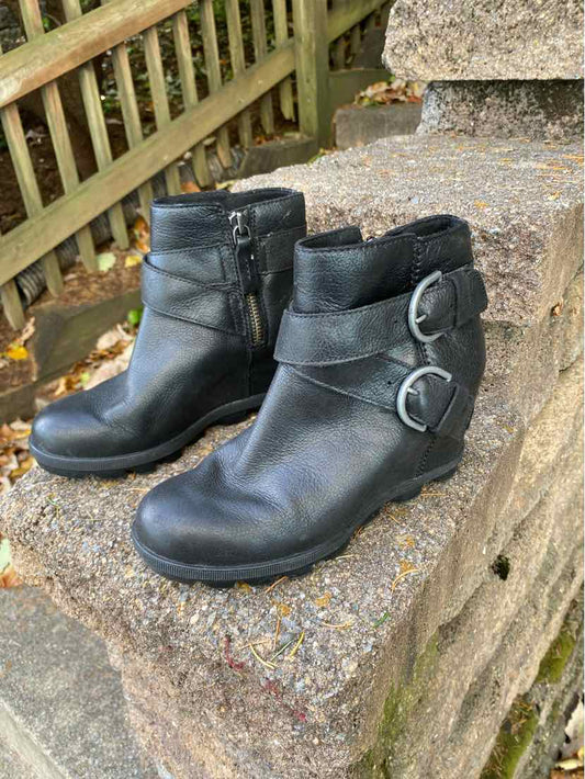 W SORREL BK Size 6 BOOT