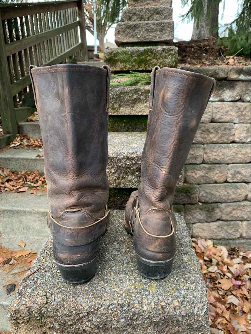 W FRYE BR Size 9 BOOT