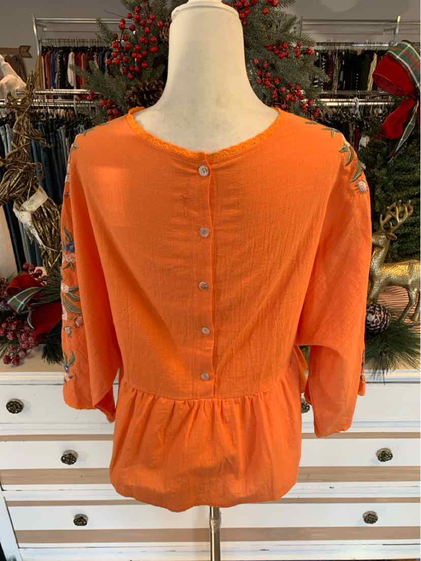 W NO LABEL OR Size SM T